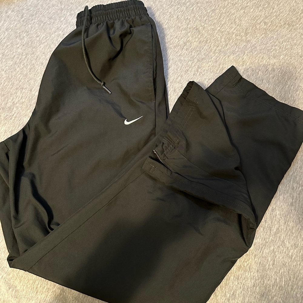 Nike Black Sweatpants Athletic Comfort
